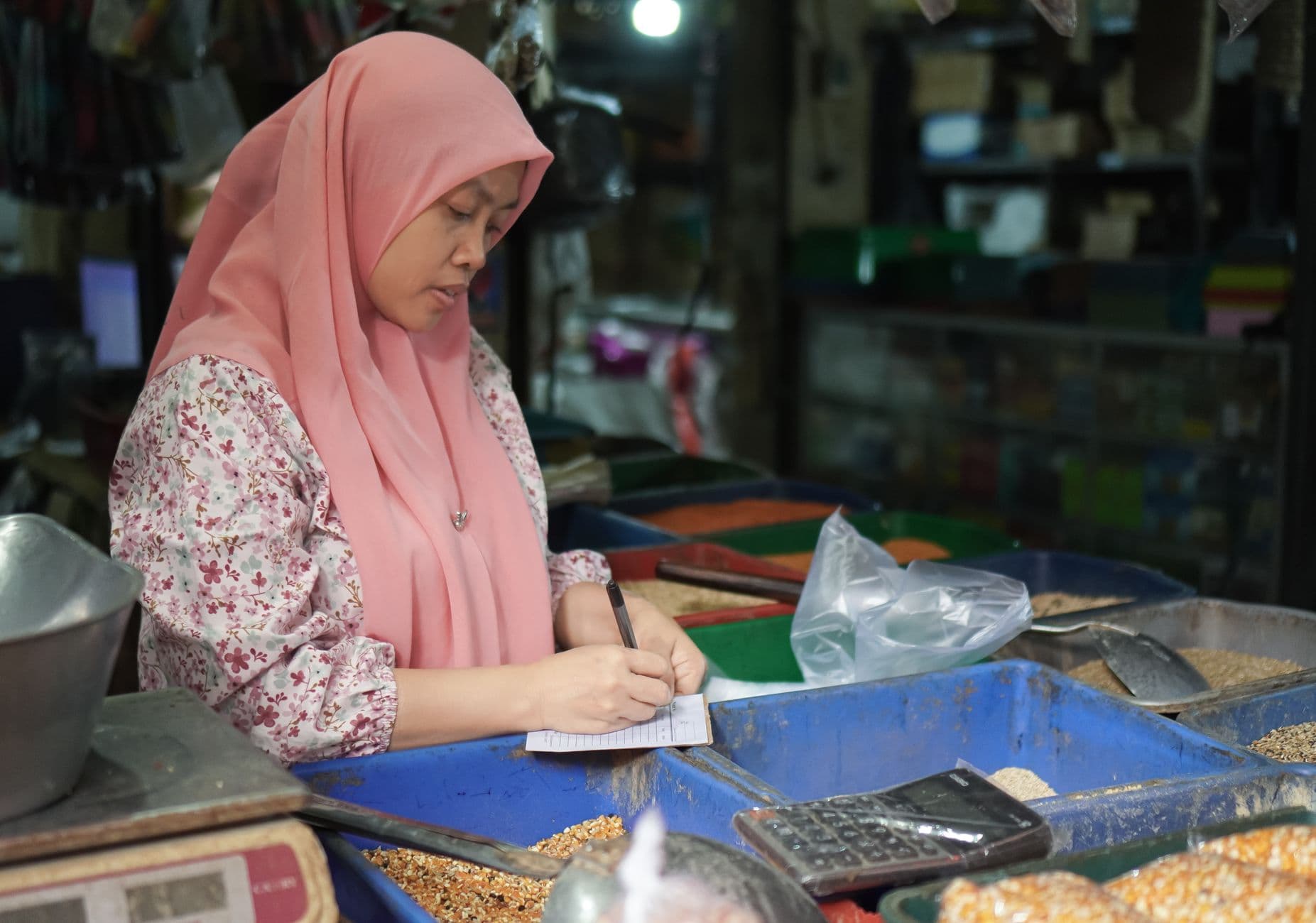 Cara Mencatat Transaksi Penjualan Cicilan di Pembukuan UMKM: Panduan Jurnal Lengkap dari Uang Muka sampai Pelunasan dan Pengakuan Pendapatan