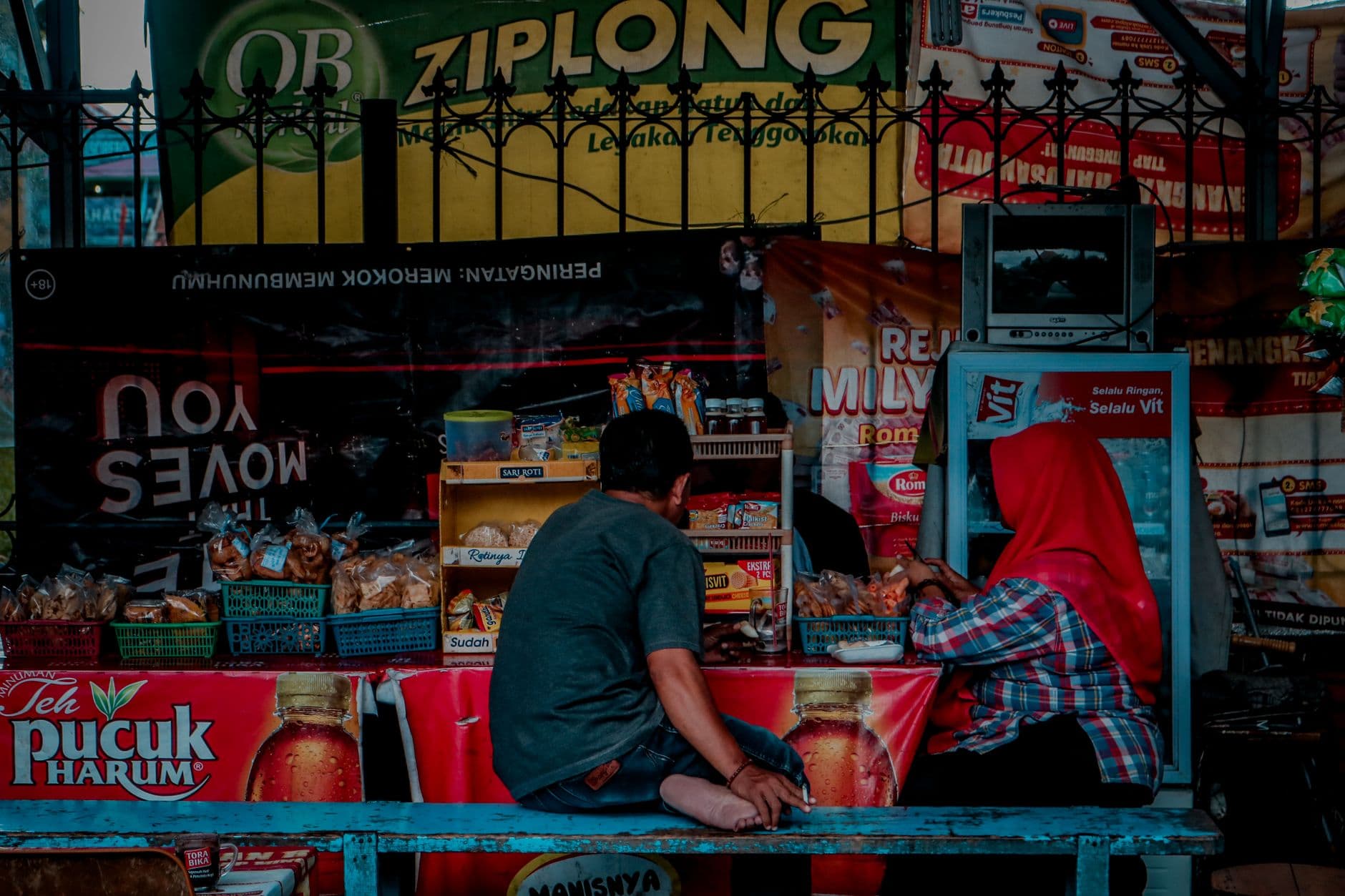 Pajak atas Penghasilan dari Penjualan Token Listrik, Pulsa, dan PPOB: Cara Hitung PPh, Kewajiban PPN, dan Cara Lapor untuk UMKM Agen dan Counter 2026